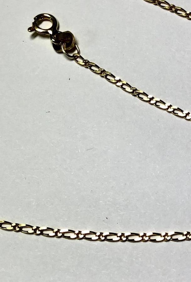 9k solid 9 carat Gold -----1 /1 Alternate Link Anklet------- cm. 26 long ----2.0mm. wide