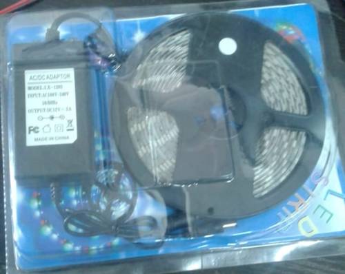 LED Strip Light 5M/roll 300 Leds SMD Waterproof Flexible Cool White complete with transformer