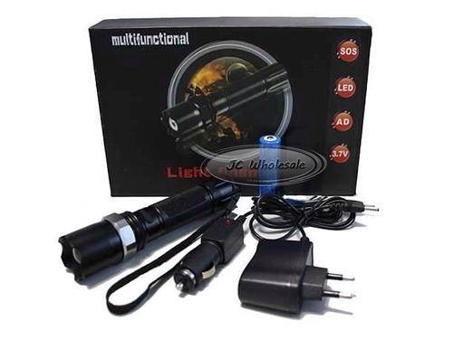LED Flashlight Zoomable complete with battery and chargers