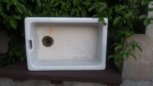 Twyford England laboratory sink