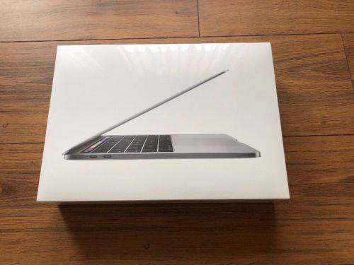 2018 13" MacBook Pro Touch Bar Space Grey - 256GB SSD and 8GB RAM