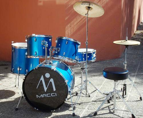 Macci Drum Kit