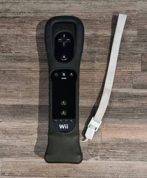 Nintendo Wii Controller + Motion Plus