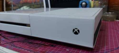 XBOX ONE Original White 500GB Console Excellent working condition