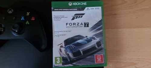 Last one. XBOX ONE X 1TB Console + Controller + Game Excellent working condition