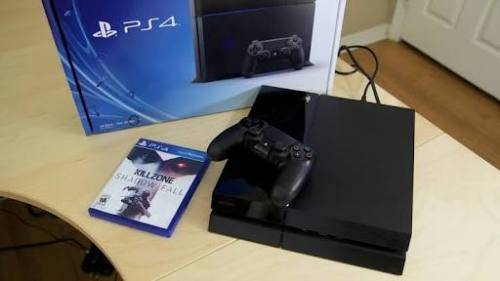 SONY PS 4 500 GIG (2 CONTROLLERS + 6 GAMES WORTH R5500)