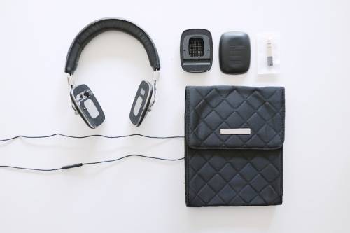 Bowers & Wilkins P5 Headphones - Black (Wired)