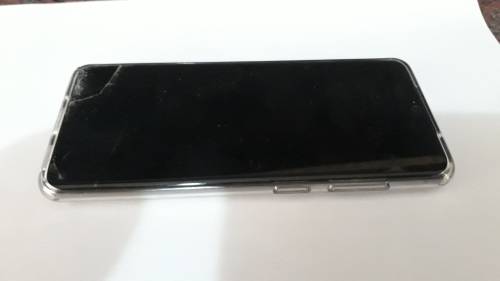 Samsung Galaxy s20 "needs screen replacement"