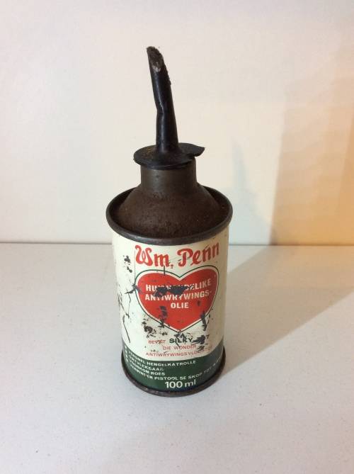 VINTAGE WM PENN ANTI FRICTION HOUSEHOLD OIL CAN - AFR & ENG - WHAT A GREAT FIND -