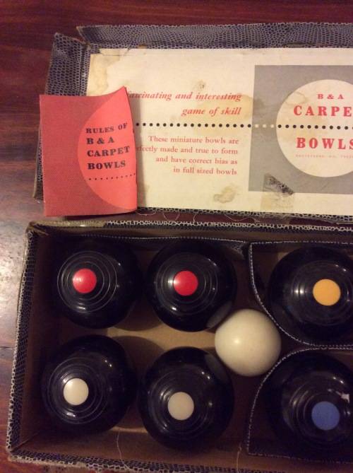 VINTAGE SET OF B&A ENGLISH CARPET BOWLS  - AMAZING FIND -