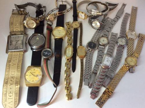ESTATE LOT - 19 OLD/VINTAGE LADIES WATCHES - NONE TESTED - GREAT NAMES HERE - ALL ONE BID -