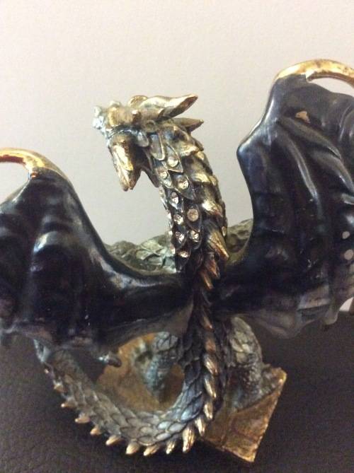 DETAILED HEAVY METAL DRAGON STATUE - 400grams & 9cm tall - GREAT DISPLAY PIECE -