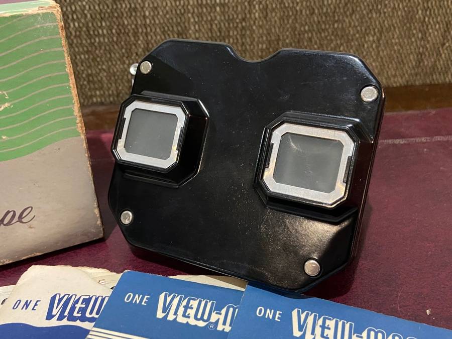 USA VIEW MASTER FROM 1950s WITH 11 SLIDES ORIGINAL BOX