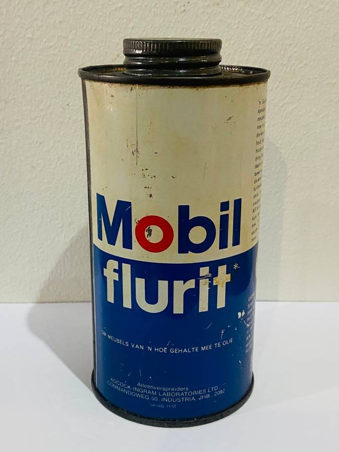 OLD MOBIL FLORIT WOOD OIL TIN