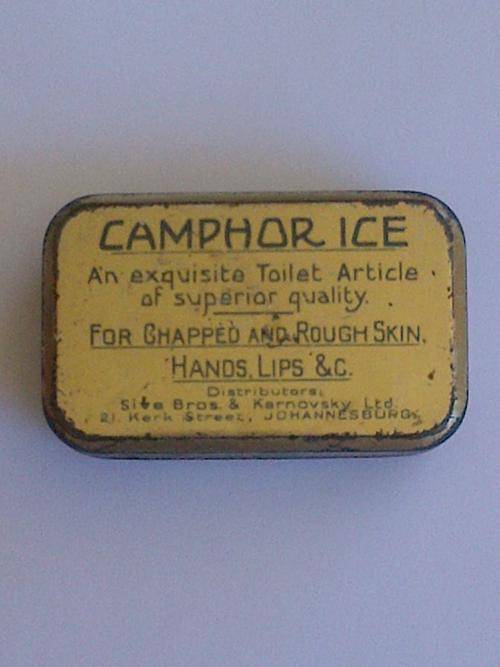 VINTAGE TIN: CAMPHOR ICE