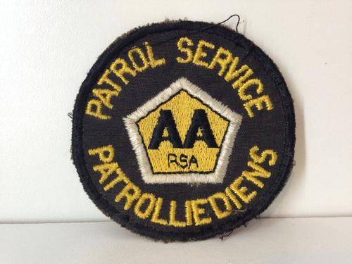 AA VINTAGE PATROL SERVICE - PATROLLIEDIENS - CLOTHES BADGE - GREAT FIND -