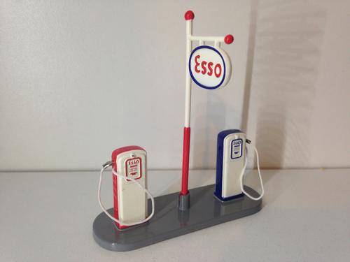 DINKY TOYS - ATLAS EDITION - ESSO PETROL/GAS PUMPS - A MUST FOR YOUR COLLECTION -