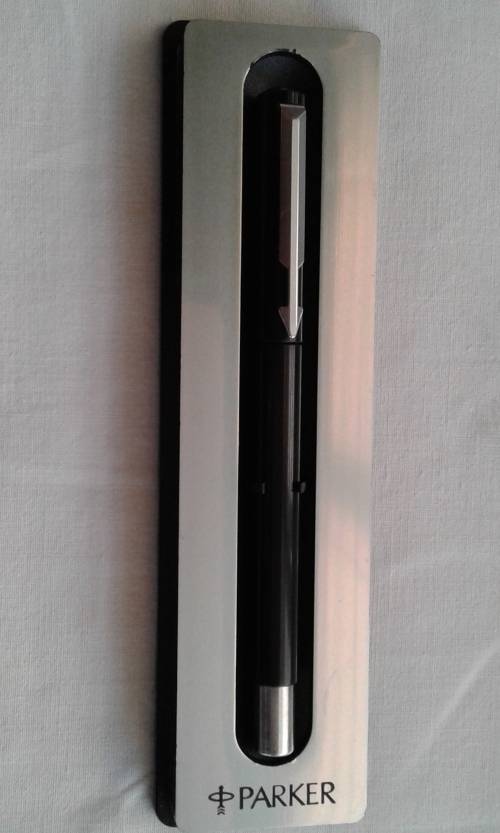 Parker roller ball pen boxed