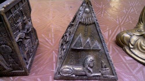 Lot of 3 highly detailed egyptian ornaments and a Budda