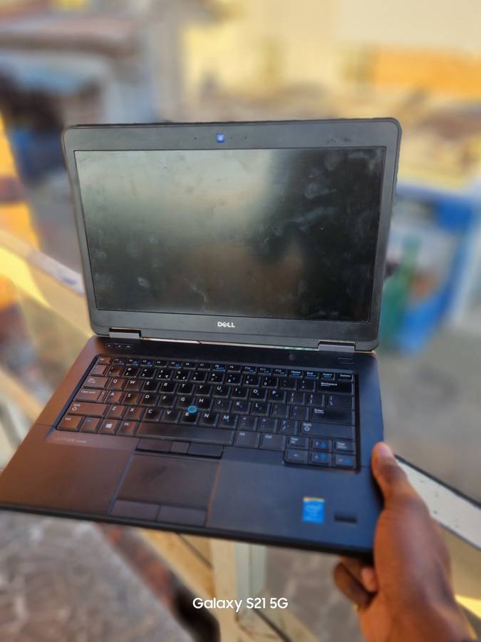 Dell latitude  core i5