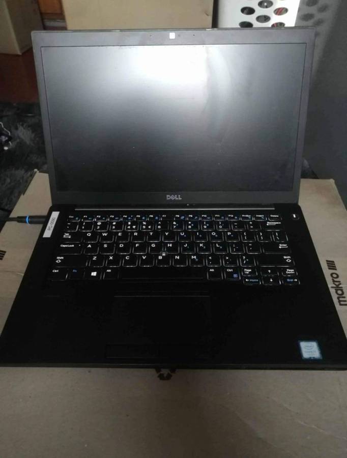 Dell  Core i7 7th gen