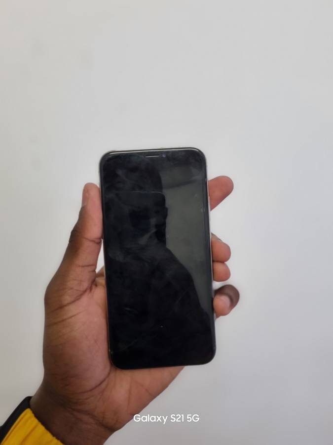 Iphone X, 6 plus ,5,SE Read Descption