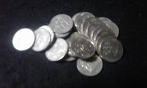 MIXED LOT RSA COINS SEE PHOTO SOME IS SILVER WEIGHT IS 1130 GRAM 1 BID TAKE ALL