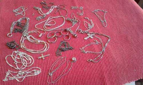 LOT OF SILVER WEIGHT 74.07 OF 925 CHAINS RINGS ETH SEE PHOTOS