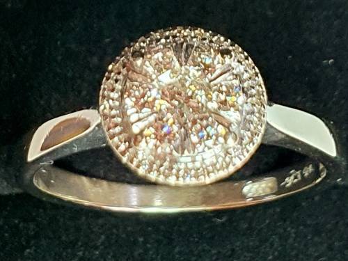 9ct White Gold Ring