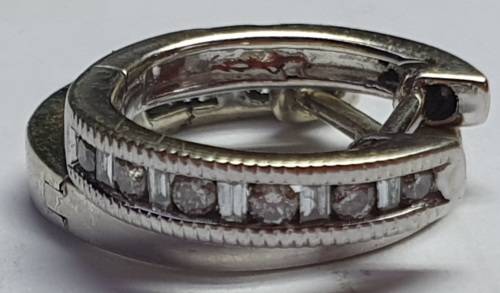 9ct White Gold Earrings