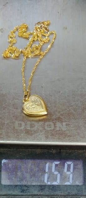 Ridge Heart Necklace set in 9ct Genuine Gold