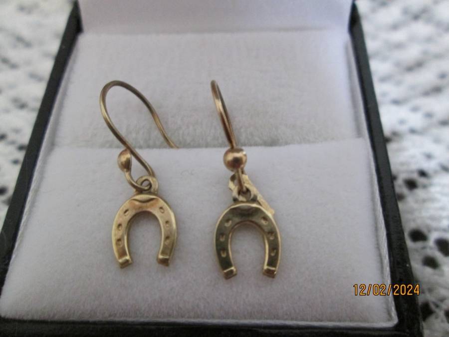 Antique Genuine 9ct Yellow Gold Horseshoe Dangle Earrings