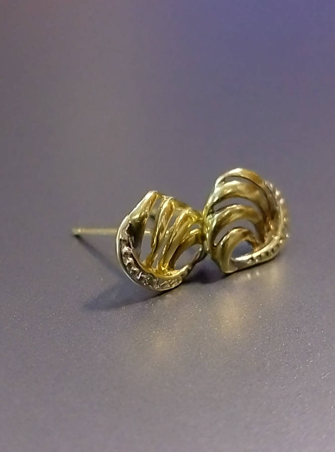 Beautiful `Twist` 9CT Yellow Gold Earrings