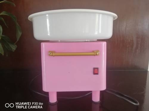 CARNIVAL COTTON CANDY MACHINE