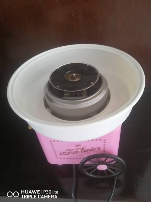 CARNIVAL COTTON CANDY MACHINE