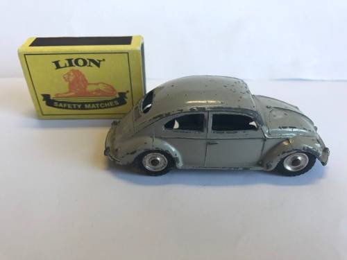 Dinky 181 VW Volkswagen Beetle Saloon original vintage