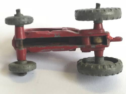 Moko Lesney Matchbox 4 - Massey Harris Tractor