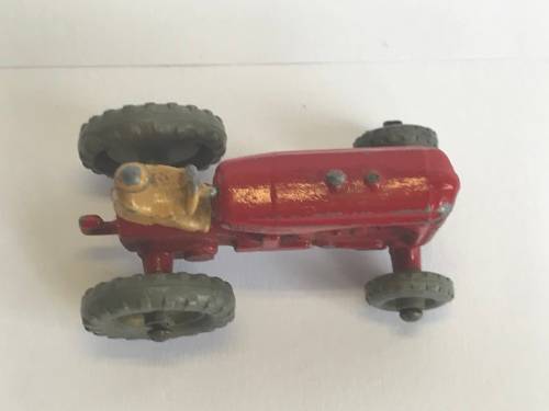 Moko Lesney Matchbox 4 - Massey Harris Tractor