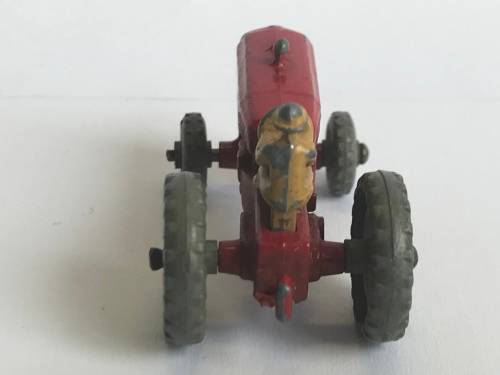 Moko Lesney Matchbox 4 - Massey Harris Tractor