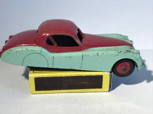 DINKY TOYS #157  2-TONE JAGUAR XK120