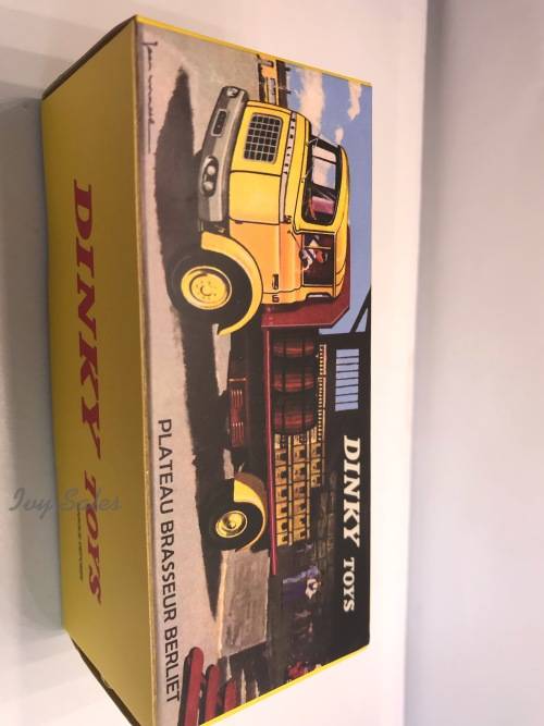 Atlas Edition - DINKY TOYS 588 - Plateau Brasseur Berliet