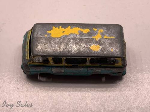 MATCHBOX LESNEY #70 FORD THAMES ESTATE CAR