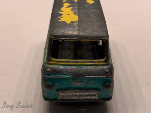 MATCHBOX LESNEY #70 FORD THAMES ESTATE CAR