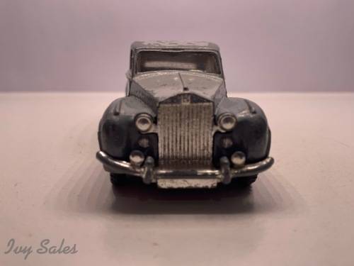 DINKY TOYS #150 ROLLS ROYCE SILVER WRAITH