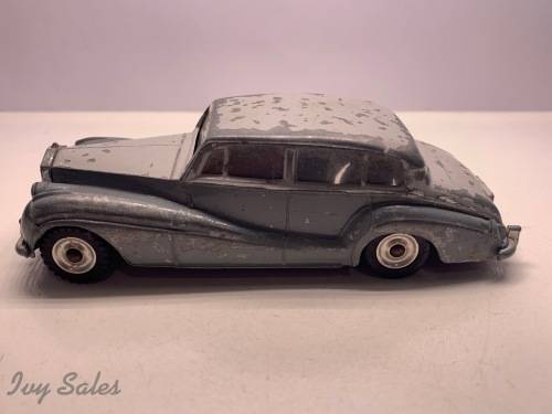 DINKY TOYS #150 ROLLS ROYCE SILVER WRAITH