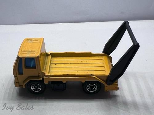 MATCHBOX SKIP TRUCK