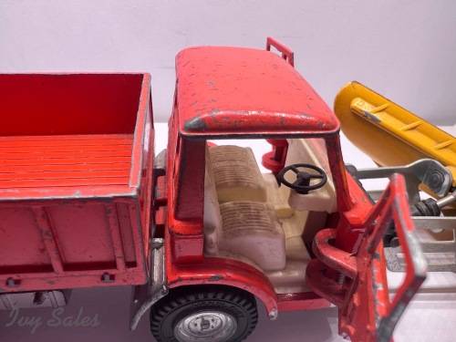 DINKY TOYS #438 - FORD D 800 TIPPER TRUCK WITH SNOWPLOW