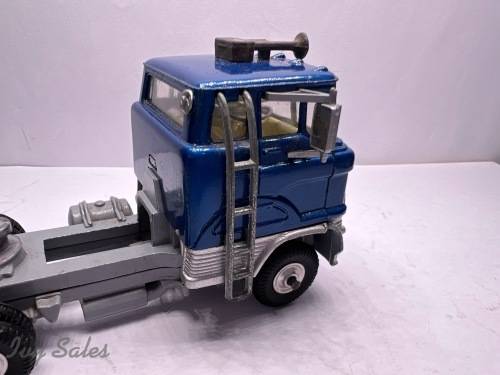 CORGI MAJOR TOYS #1137 FORD ARTICULATED TRUCK EXPRESS SERVICE