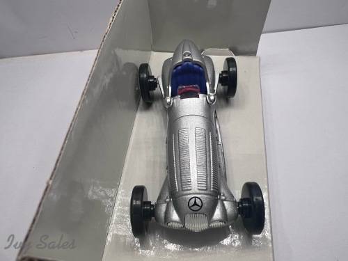 Schuco Junior #27011 Line Mercedes Benz MB W125