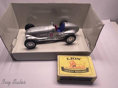 Schuco Junior #27011 Line Mercedes Benz MB W125